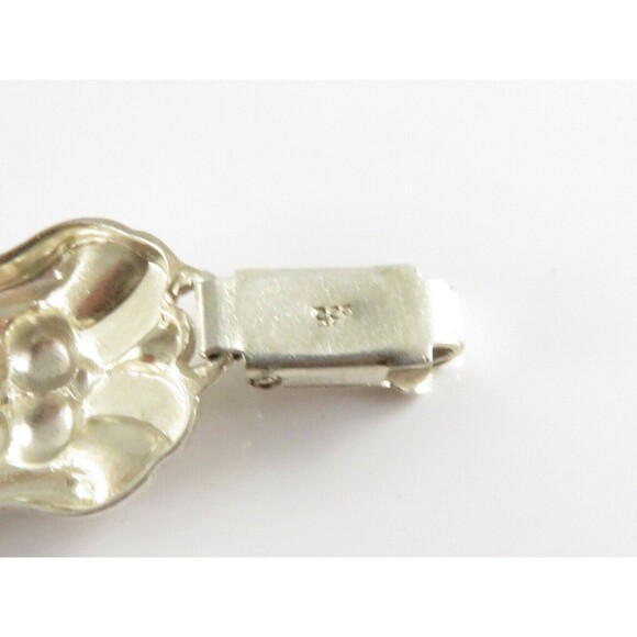 Vintage c1950's 800 Silver Repousse Dogwood Flower Panel Bracelet  7" TL - Picture 8 of 10